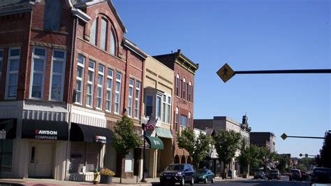 best university towns to retire|safest small towns to retire.